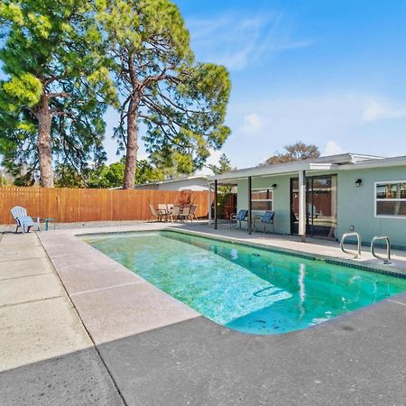 Relaxing Pool Home For Family Getaway Close To Tampa Zoo, Busch Gardens, Restaurants And Shopping! Extérieur photo
