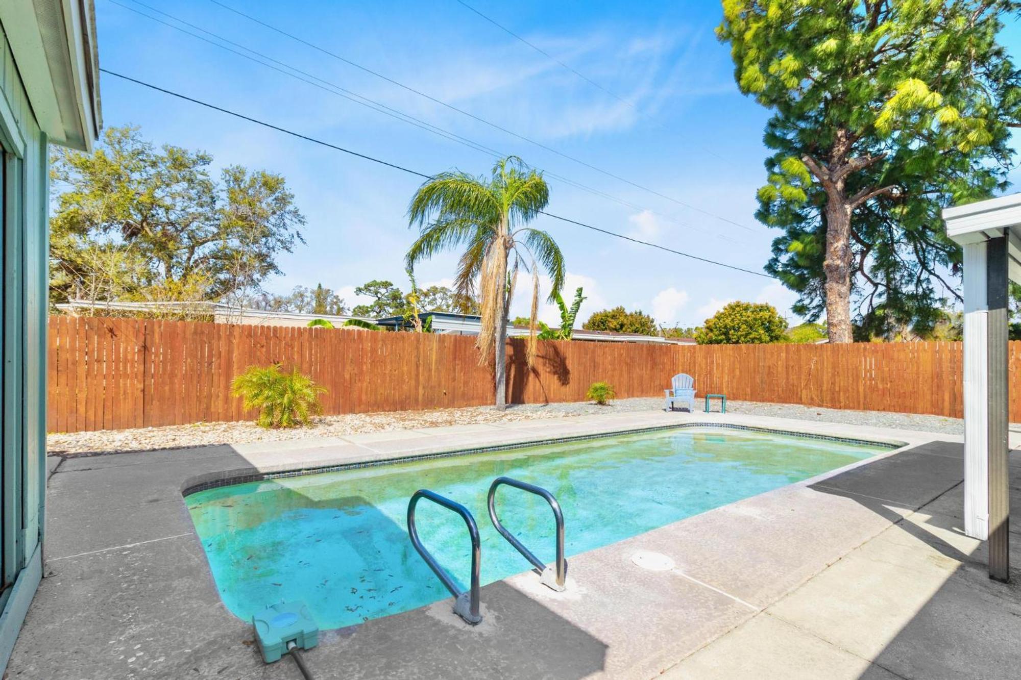 Relaxing Pool Home For Family Getaway Close To Tampa Zoo, Busch Gardens, Restaurants And Shopping! Extérieur photo